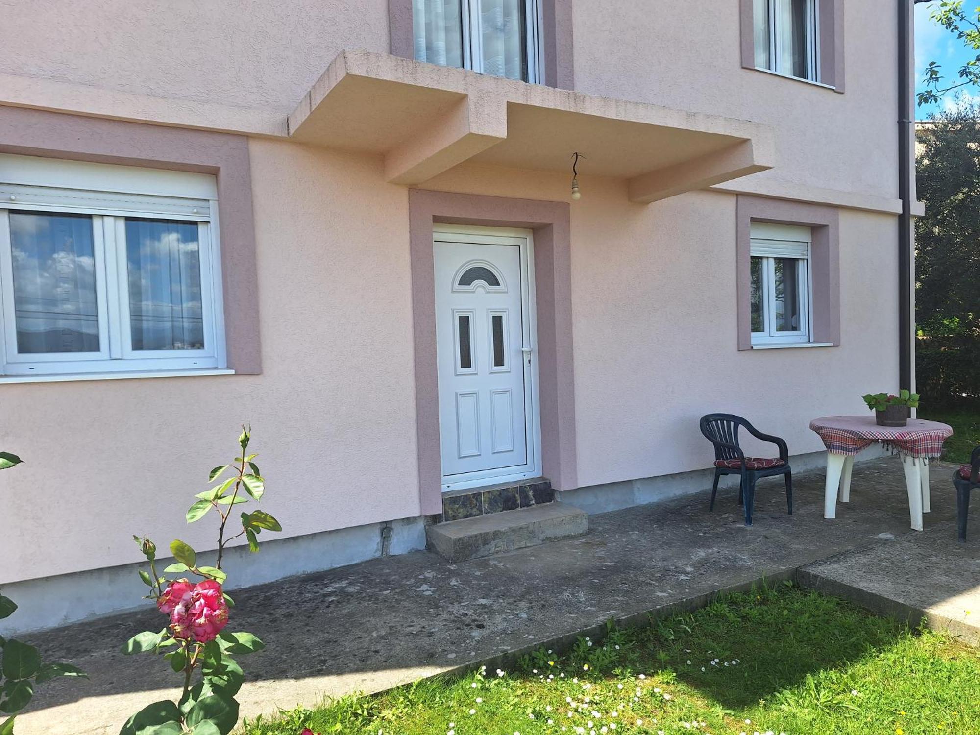 פודגוריצה Apartmani Ruza מראה חיצוני תמונה